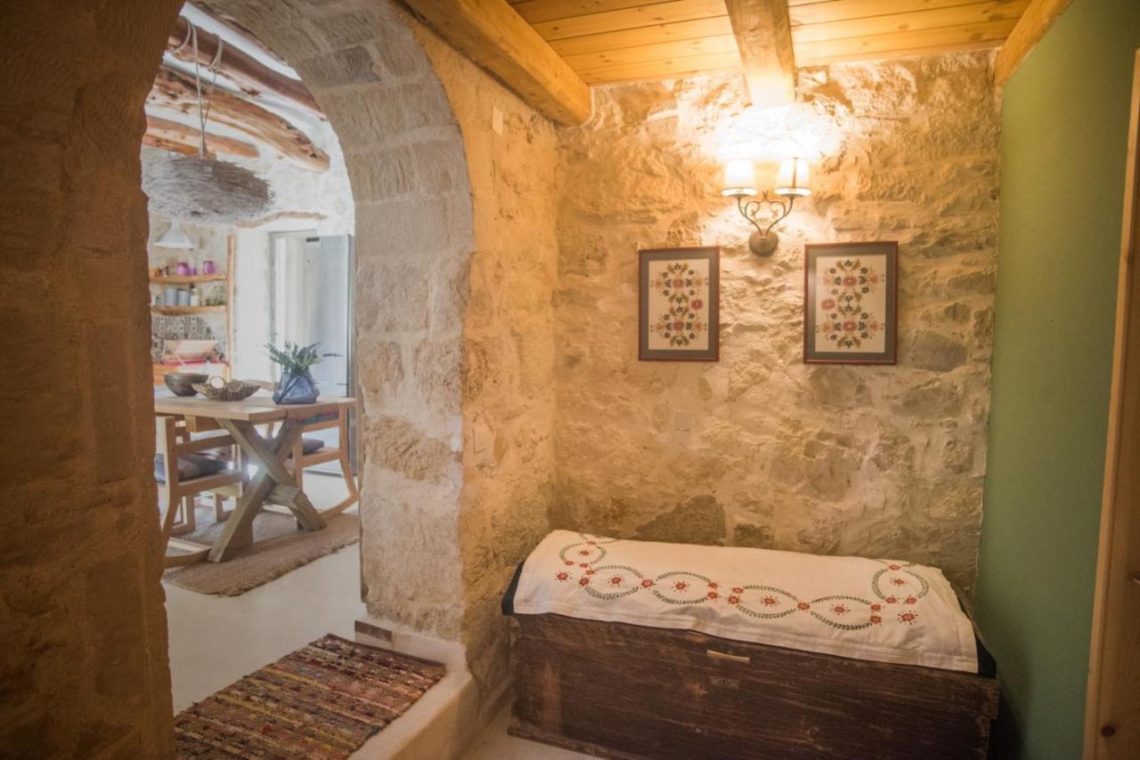 Old Stone Villa In Apokoronas Villa Nostalgia Kreta Fíliposz Kültér fotó