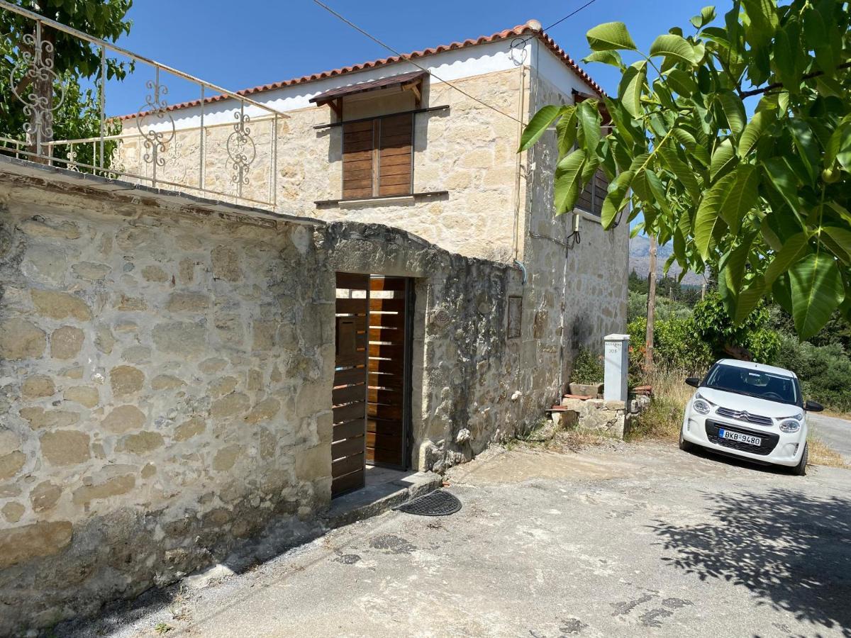 Old Stone Villa In Apokoronas Villa Nostalgia Kreta Fíliposz Kültér fotó